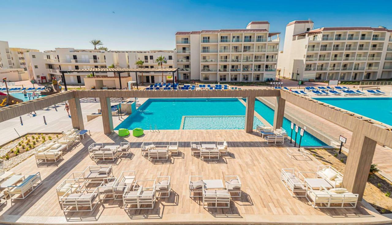 Amarina Abu Soma Resort & Aquapark Хургада Экстерьер фото