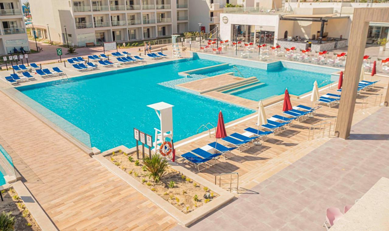 Amarina Abu Soma Resort & Aquapark Хургада Экстерьер фото