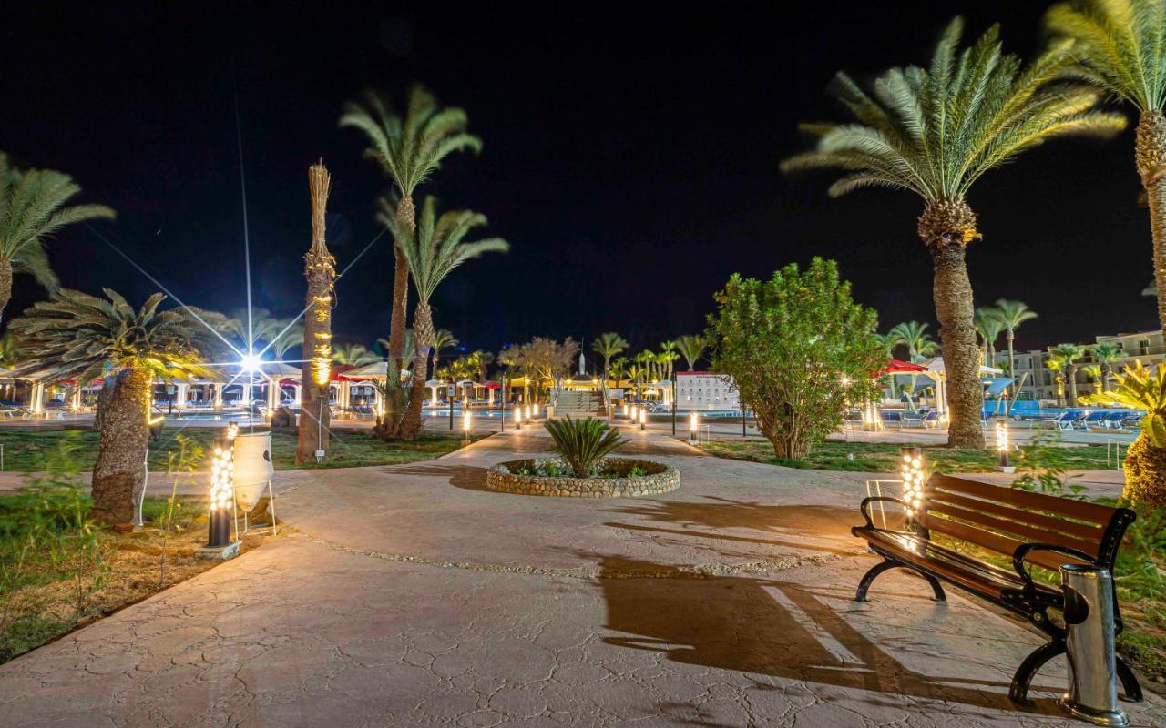 Amarina Abu Soma Resort & Aquapark Хургада Экстерьер фото