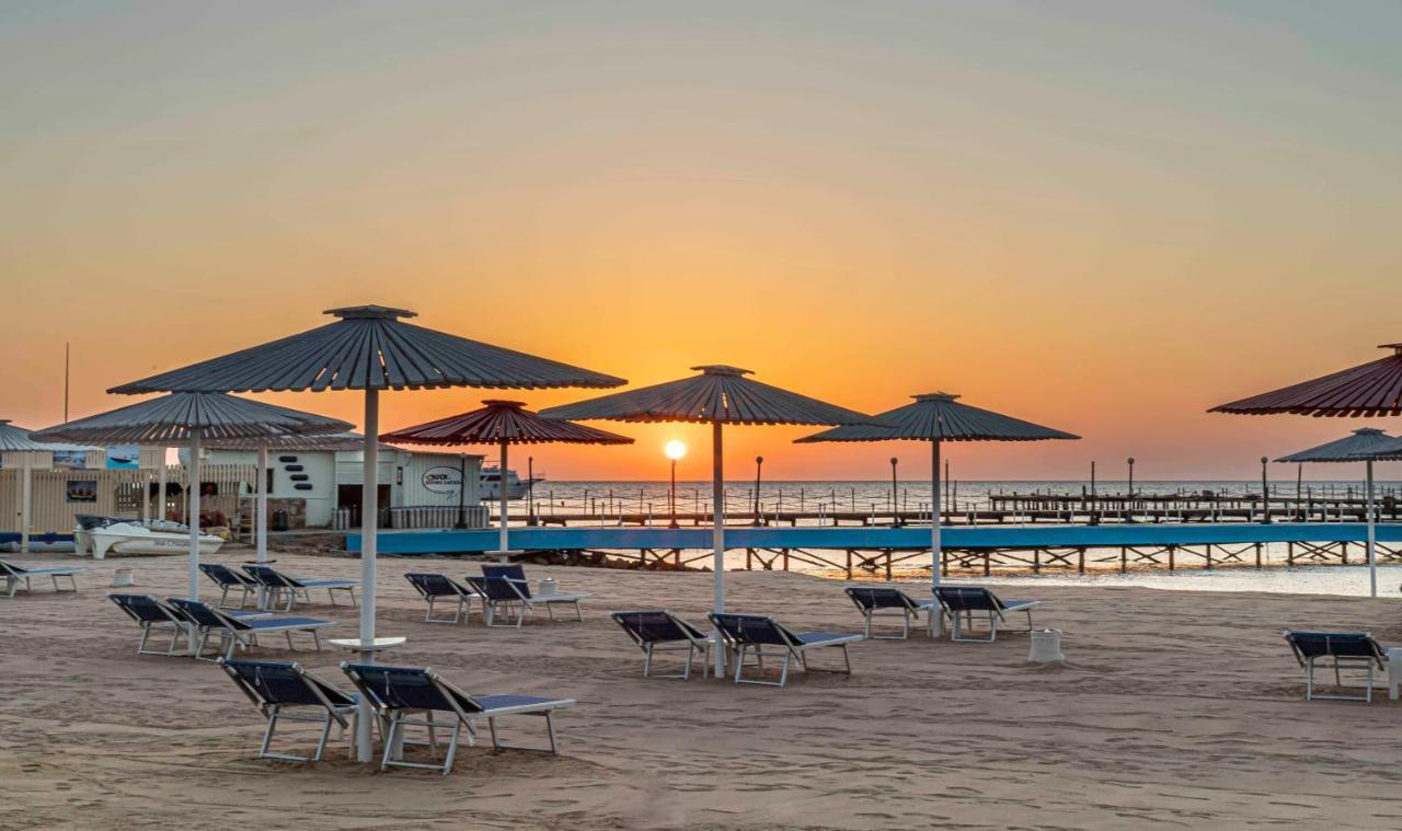 Amarina Abu Soma Resort & Aquapark Хургада Экстерьер фото
