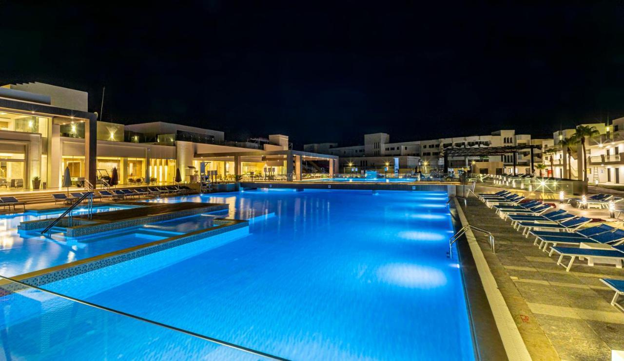 Amarina Abu Soma Resort & Aquapark Хургада Экстерьер фото